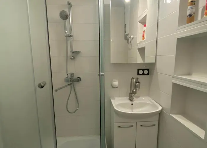 Апартаменты Alexsandr в доме с трц родос море в пешей доступности Одесса